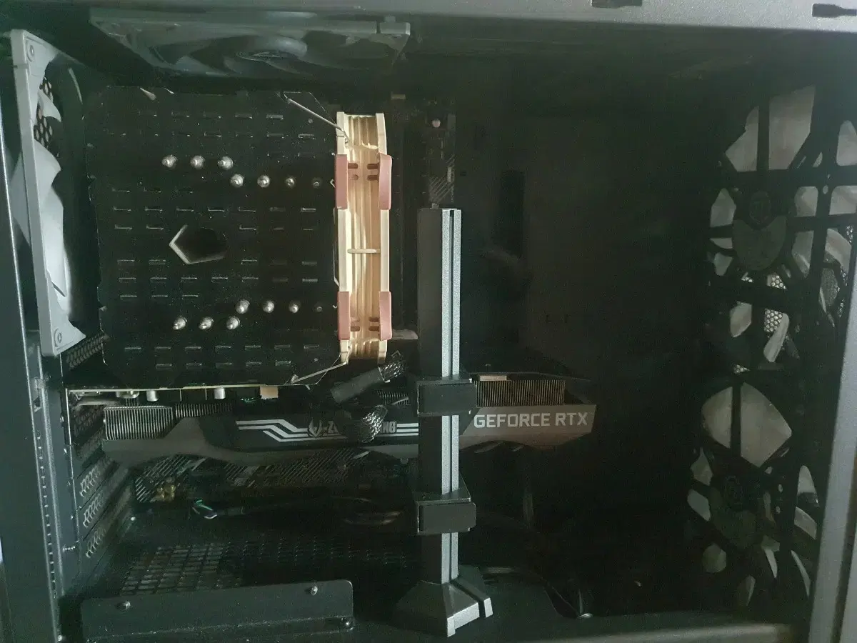 (개인) 5600x rtx3070ti 본체 팔아요